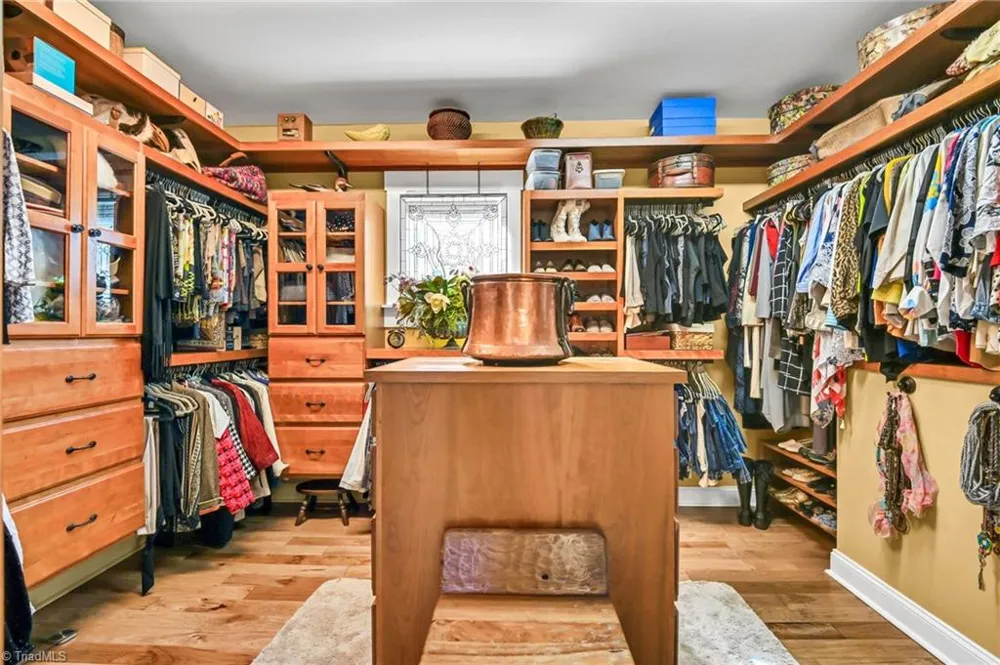 369 Spencer Branch Road Lansing, NC 28643