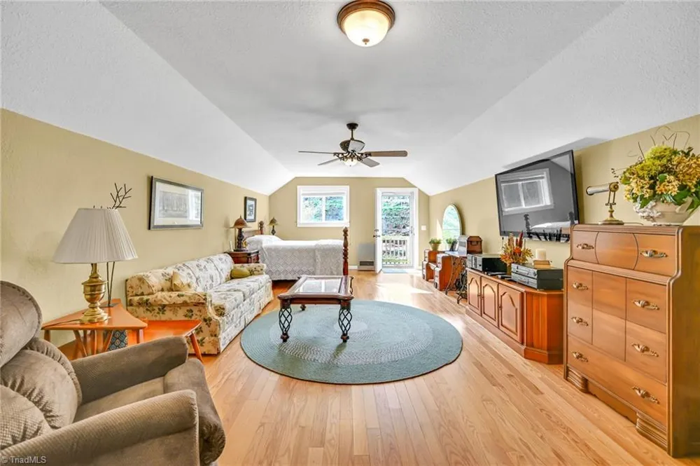 369 Spencer Branch Road Lansing, NC 28643