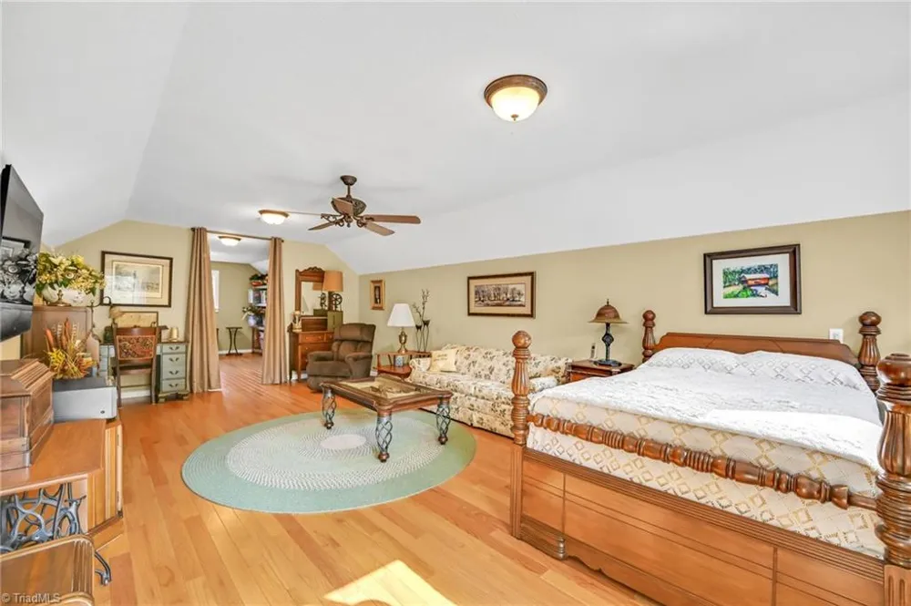 369 Spencer Branch Road Lansing, NC 28643