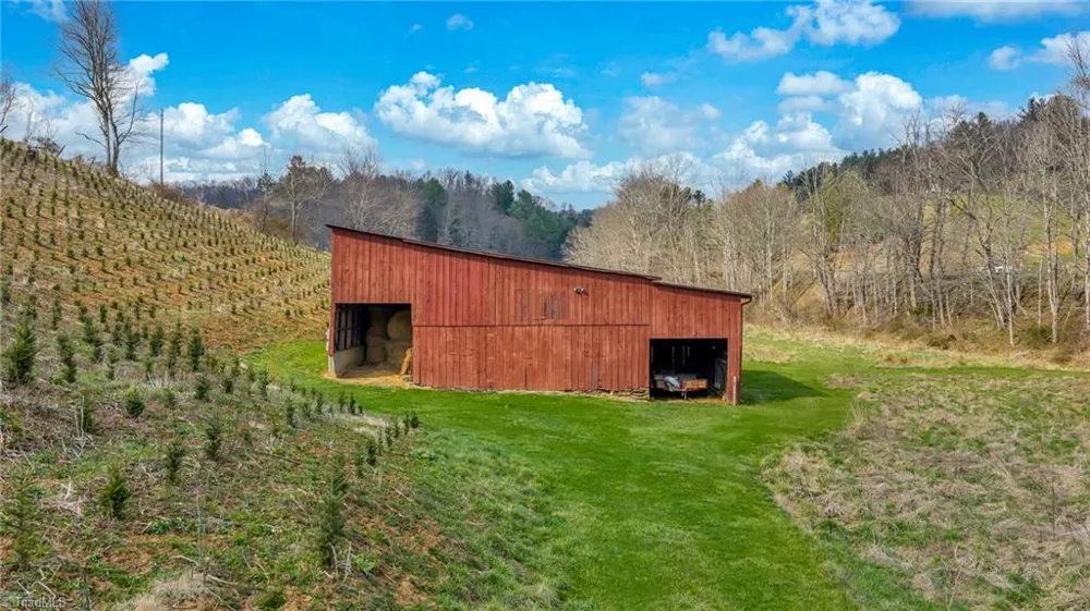 369 Spencer Branch Road Lansing, NC 28643