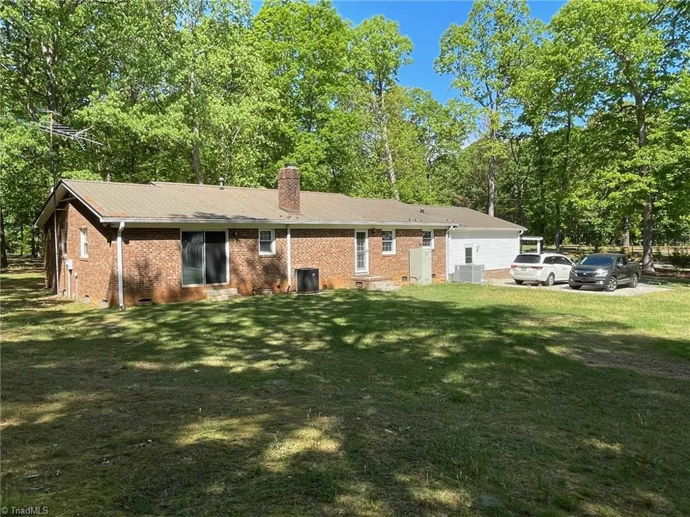 7235 Ledbetter Road Climax, NC 27233
