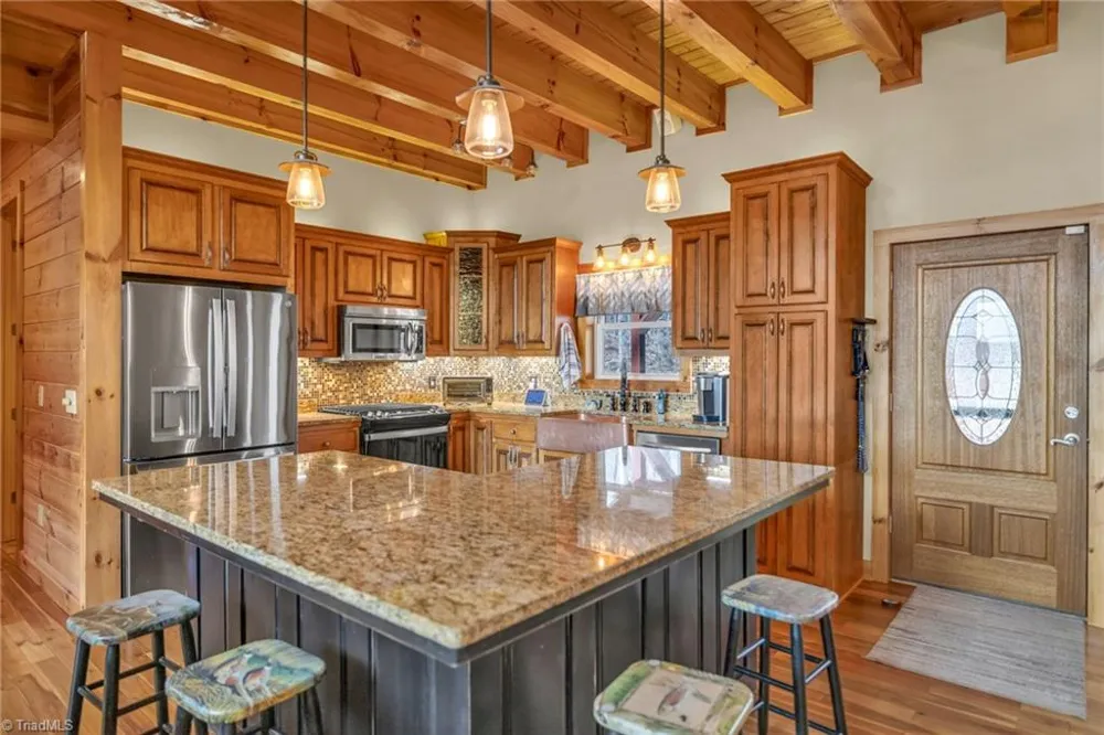 7994 Three Top Road Todd, NC 28684