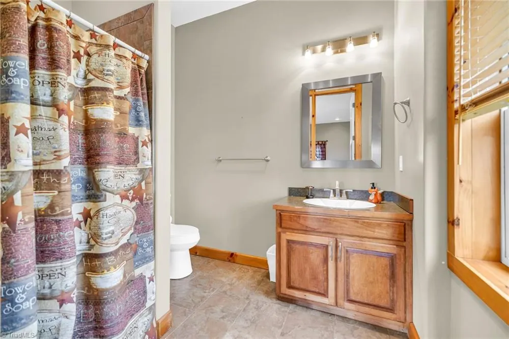 7994 Three Top Road Todd, NC 28684