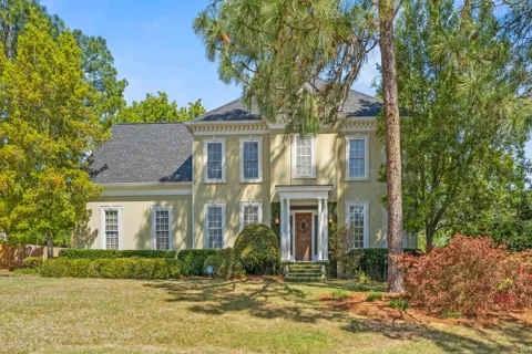 203 W Kestwick Drive