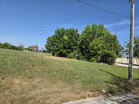 726 Walton Way