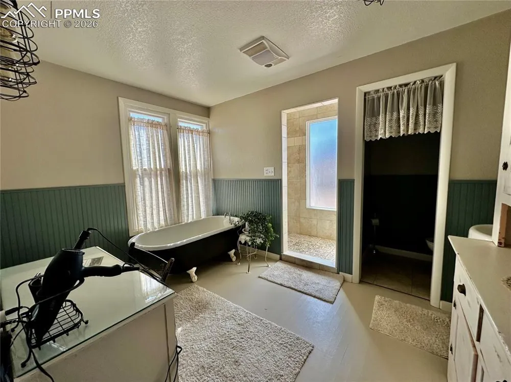 18258 County Road G Ordway, CO 81063