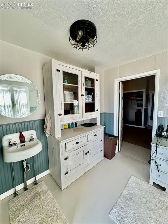 18258 County Road G Ordway, CO 81063