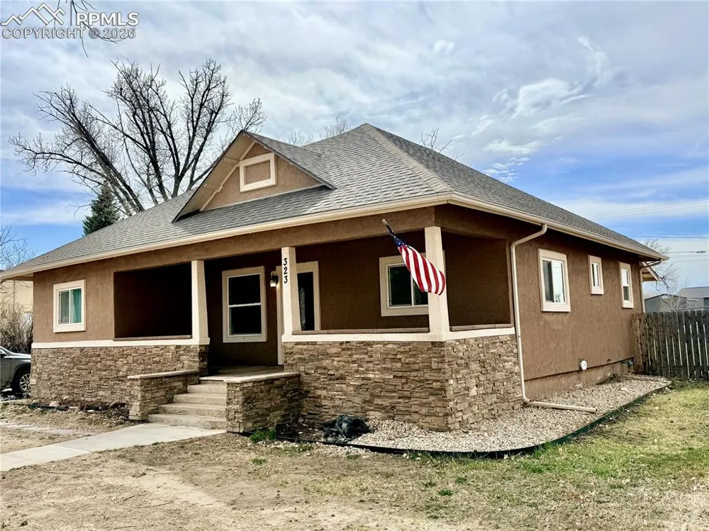 323 Sioux Avenue Simla, CO 80835