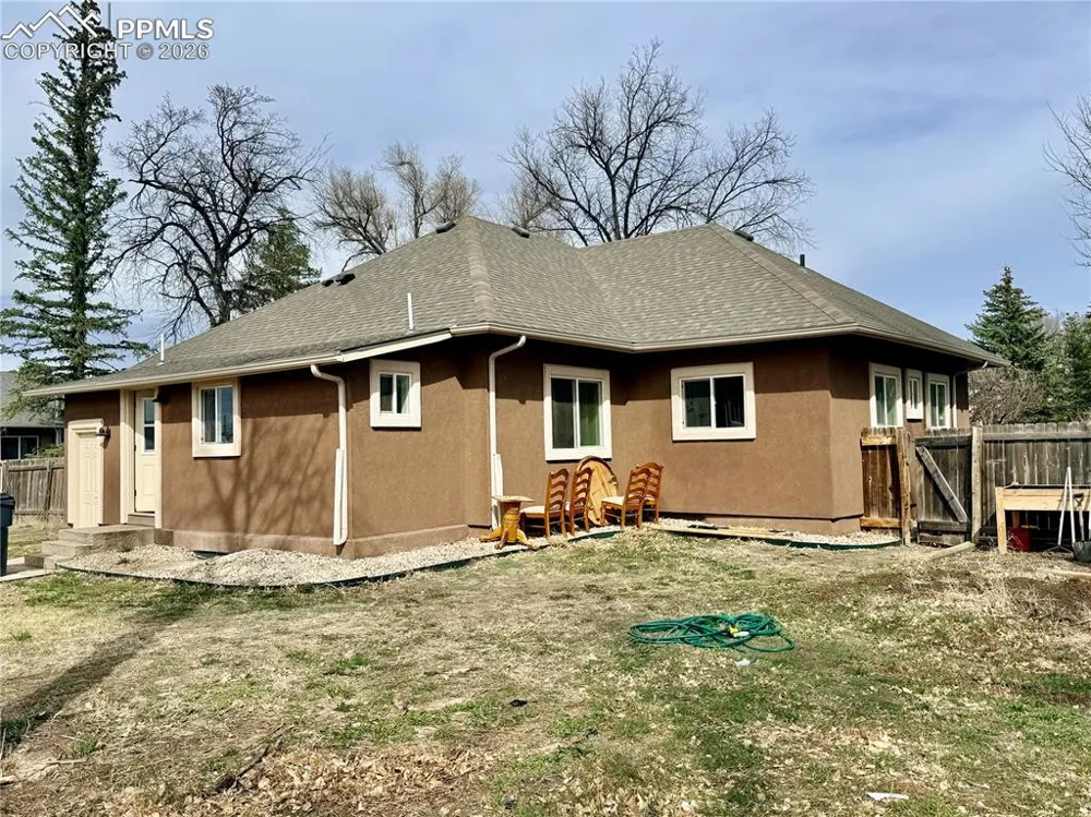 323 Sioux Avenue Simla, CO 80835