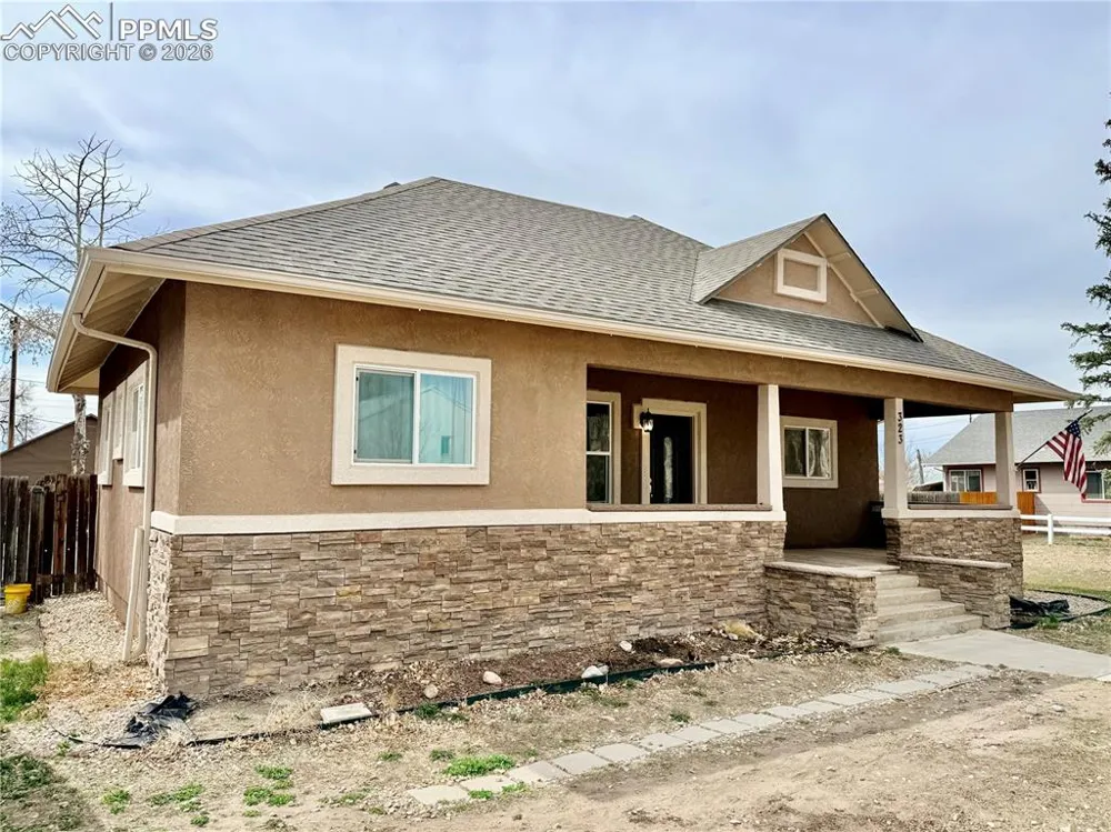 323 Sioux Avenue Simla, CO 80835