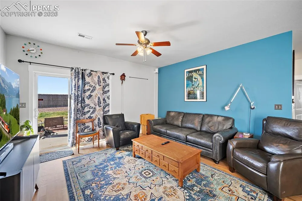 3012 Prairie Hawk Lane Pueblo, CO 81005