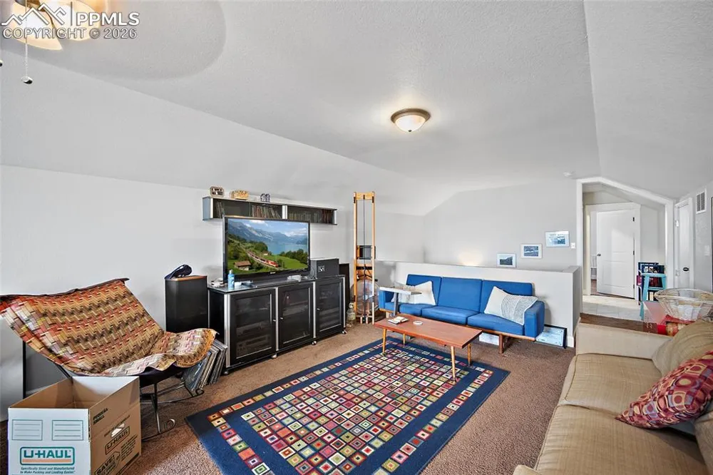 3012 Prairie Hawk Lane Pueblo, CO 81005