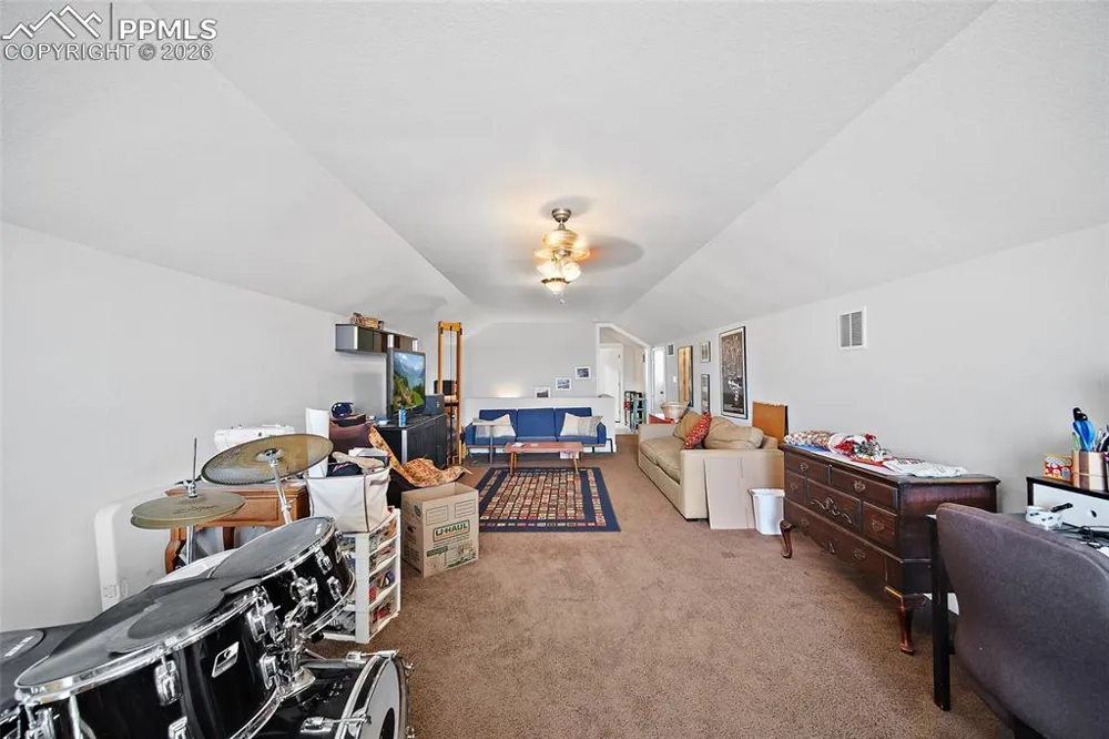 3012 Prairie Hawk Lane Pueblo, CO 81005