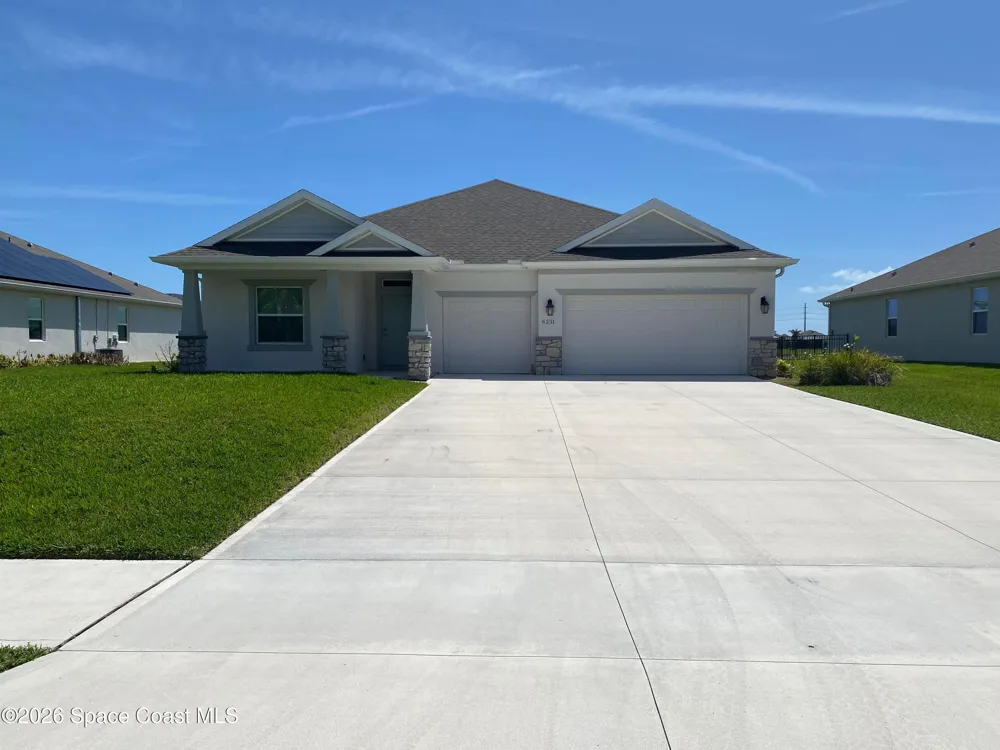 8231 Laguna Circle Micco, FL 32976
