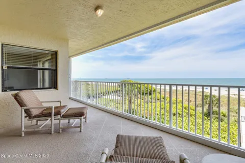 555 Harrison Avenue #402
