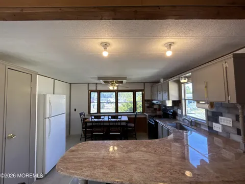 13 Bluebird Lane