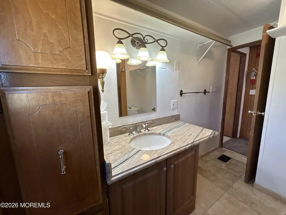 13 Bluebird Lane Whiting, NJ 08759