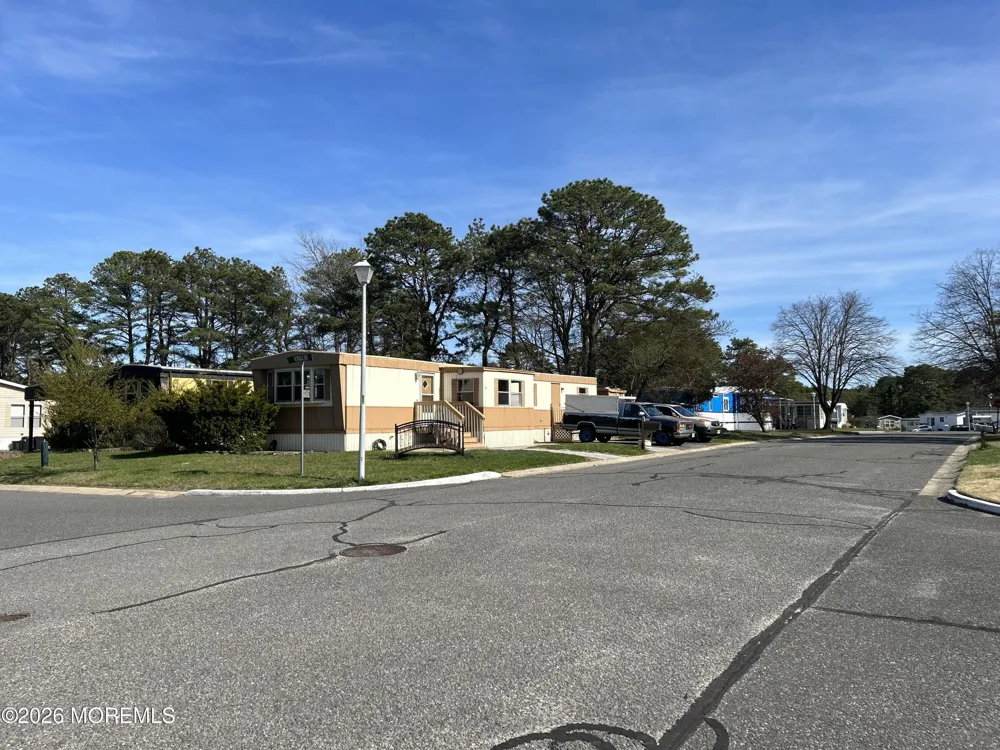 13 Bluebird Lane Whiting, NJ 08759