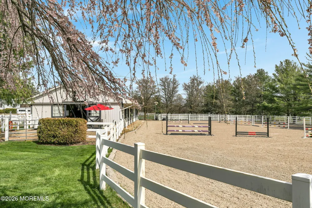 10 Paddock Lane Colts Neck, NJ 07722