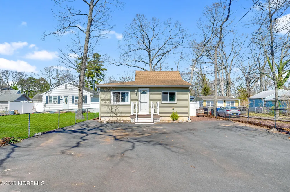 503 Elizabeth Avenue Toms River, NJ 08753