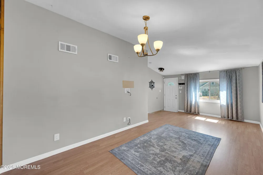 503 Elizabeth Avenue Toms River, NJ 08753