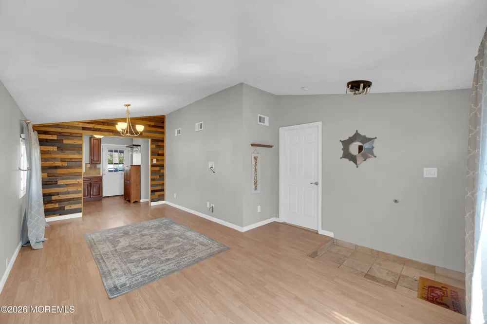 503 Elizabeth Avenue Toms River, NJ 08753