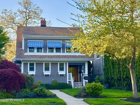 1305 Locust Drive