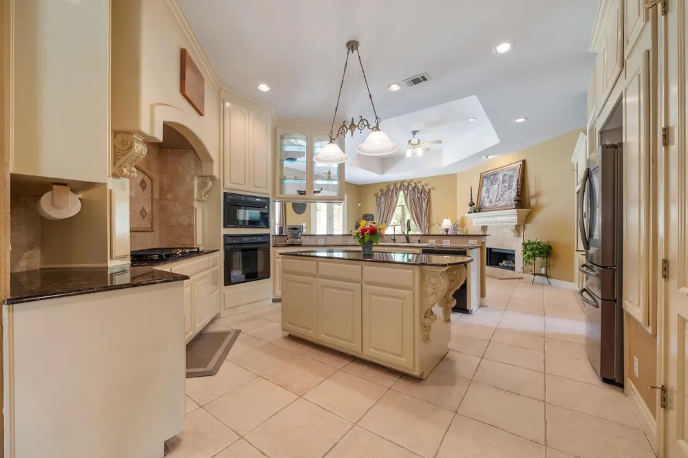 10912 Centennial Trail Austin, TX 78726