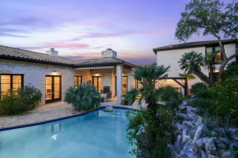 698 Windsong Trail