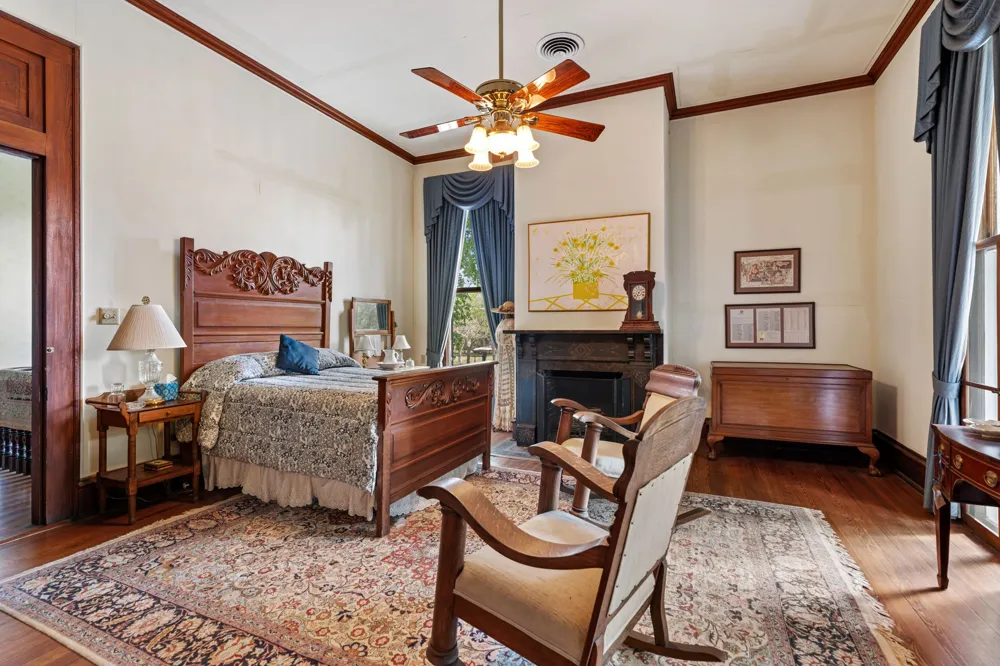 351 E Colorado Street La Grange, TX 78945
