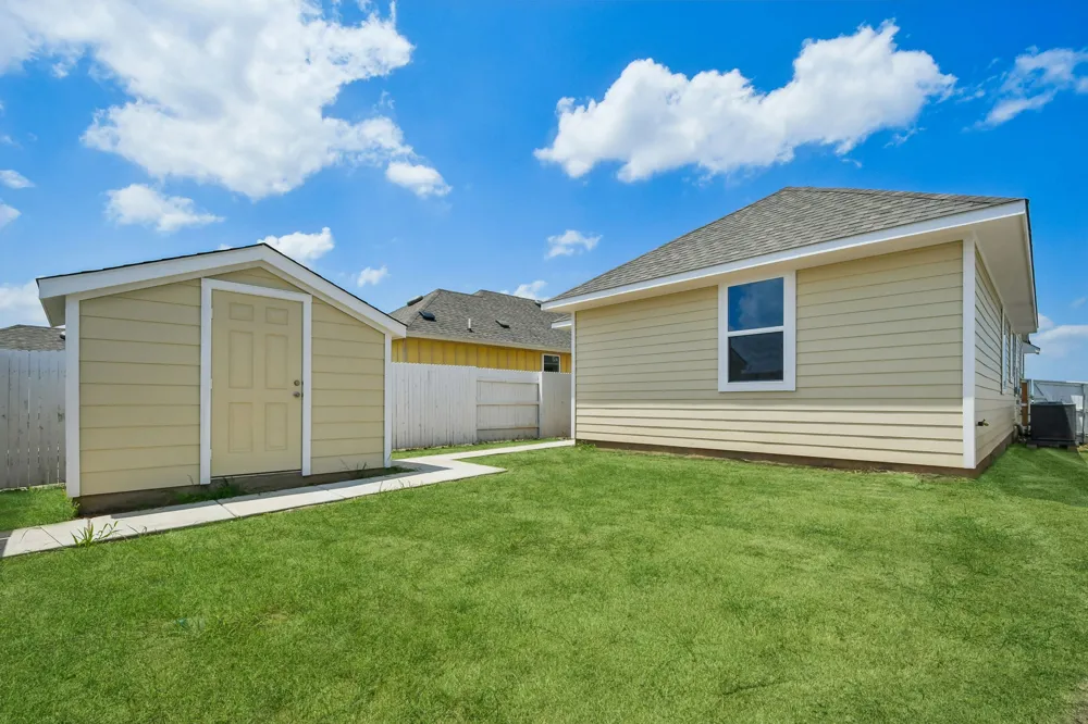 171 Cider Creek Drive Elgin, TX 78621