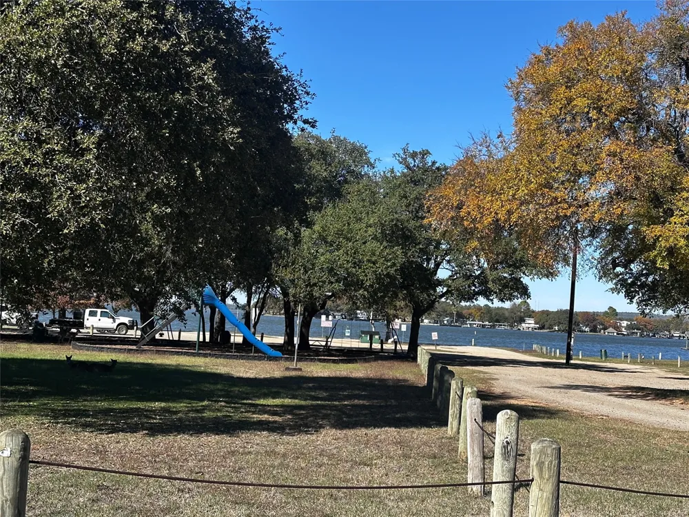 319 Driftwood Drive Granite Shoals, TX 78654