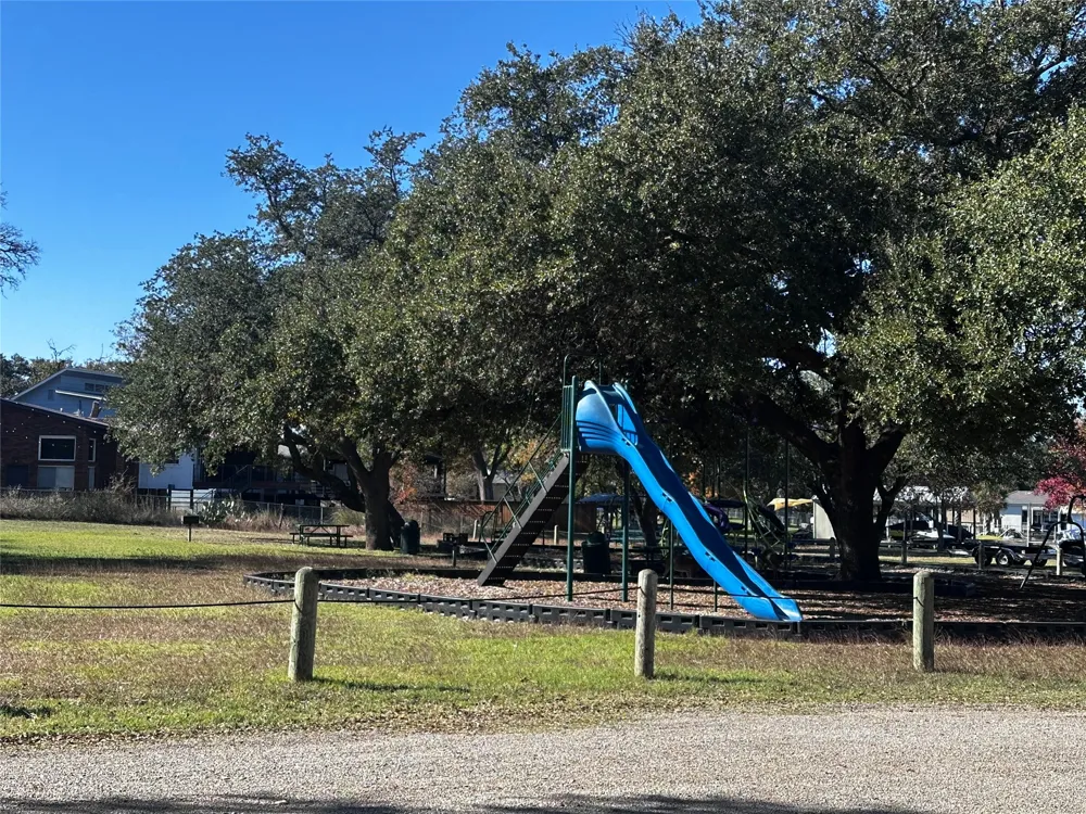 319 Driftwood Drive Granite Shoals, TX 78654