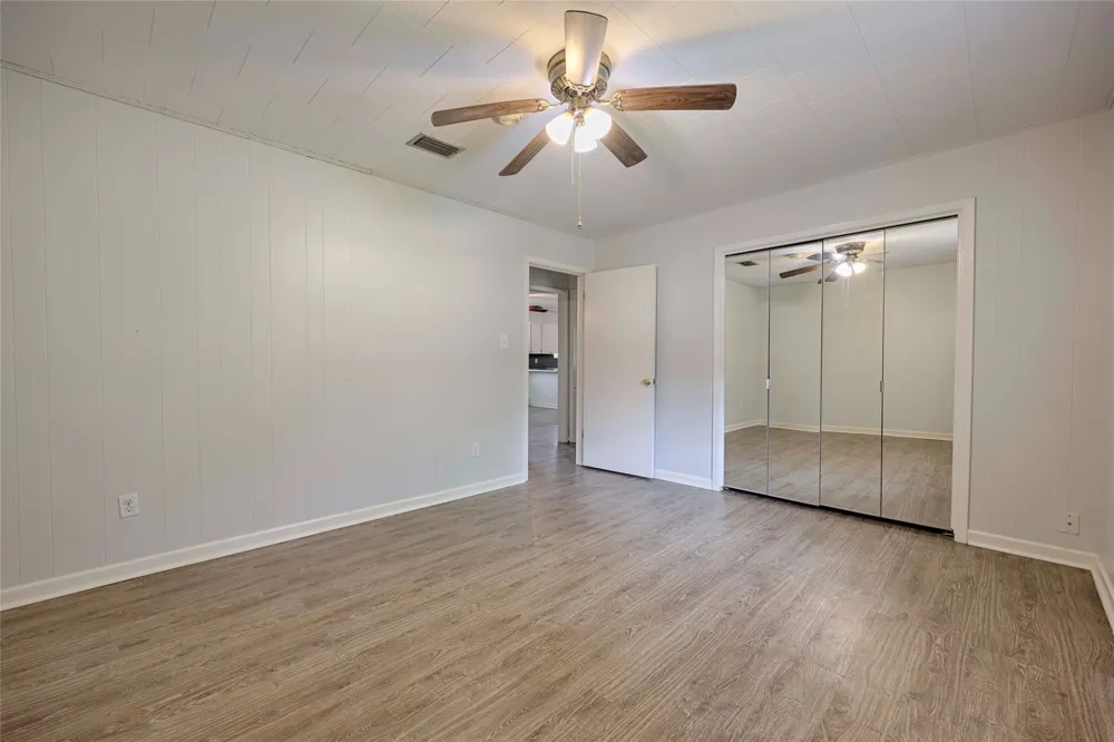 705 S La Grange Street Flatonia, TX 78941