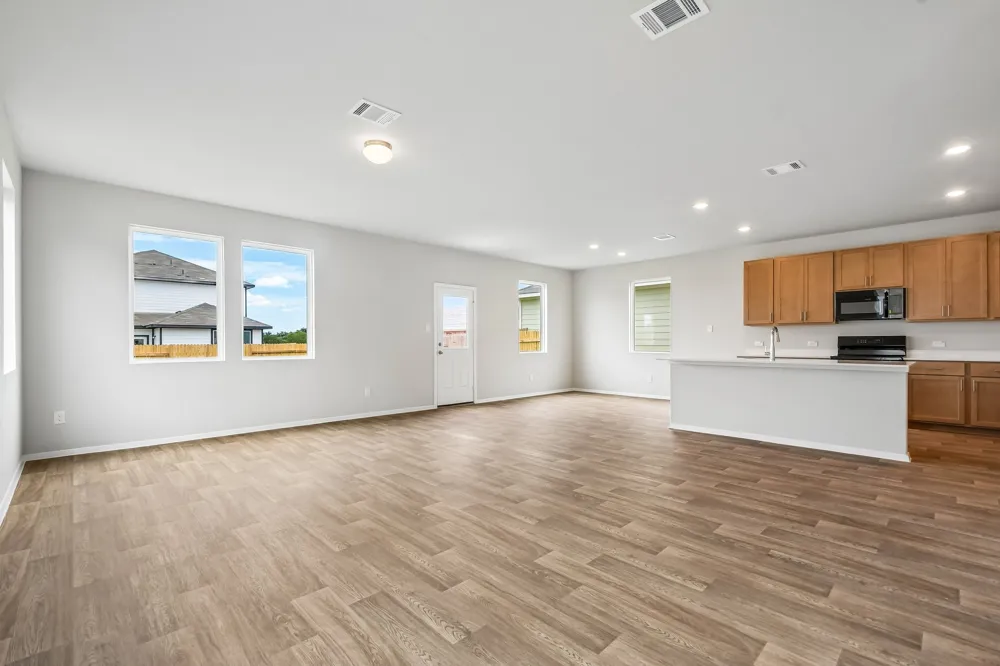 421 Rear Boot Way Liberty Hill, TX 78642