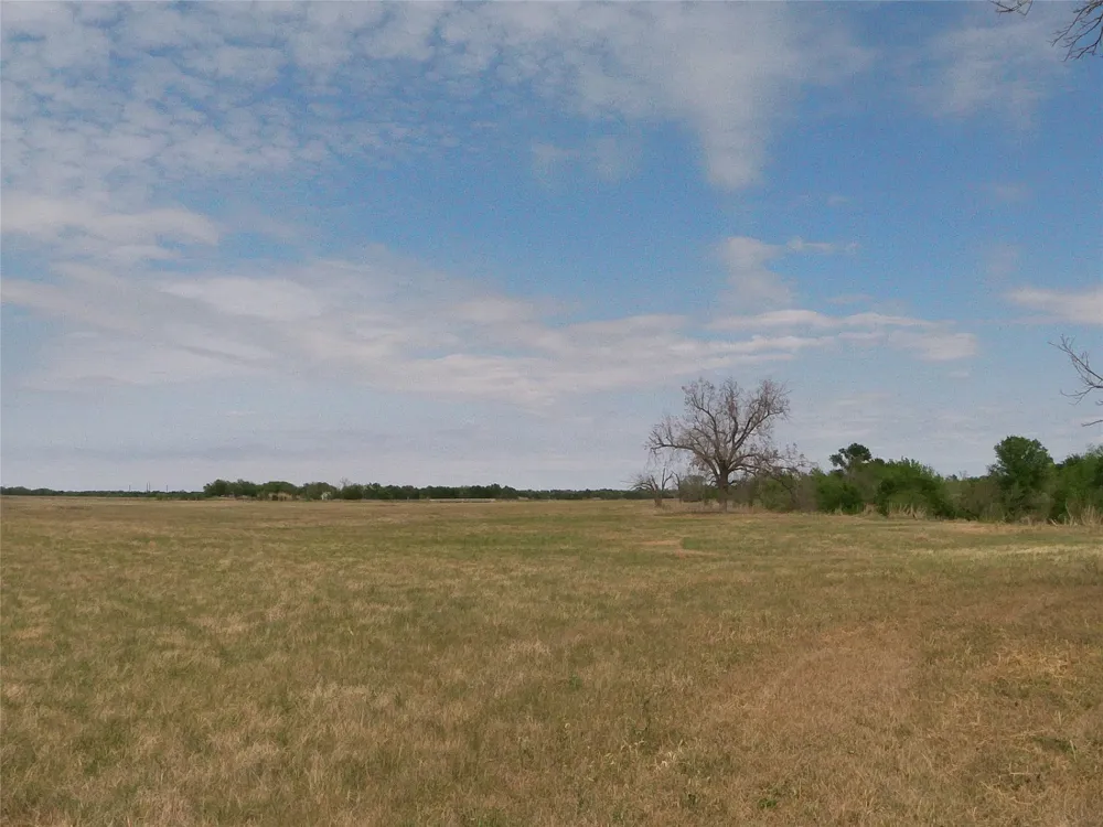 FM 112 ROAD Thrall, TX 76578