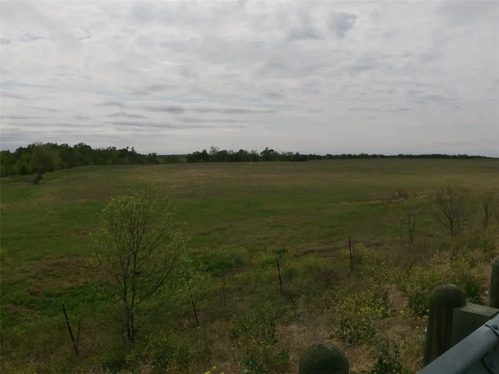 FM 112 ROAD Thrall, TX 76578