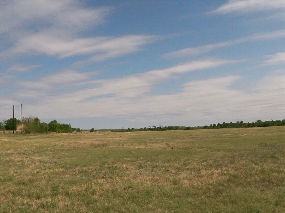 FM 112 ROAD Thrall, TX 76578