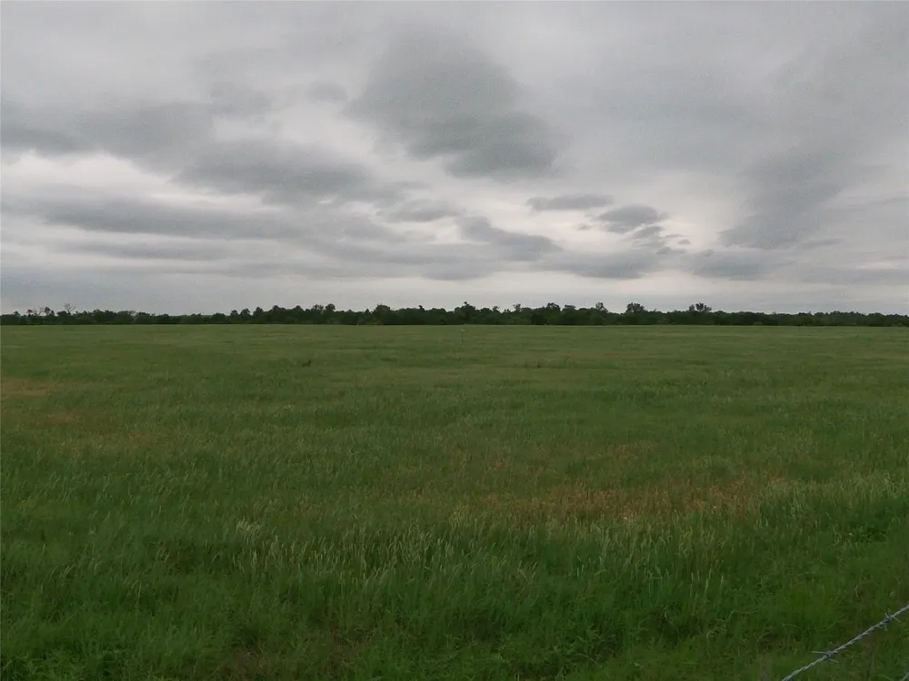FM 112 ROAD Thrall, TX 76578