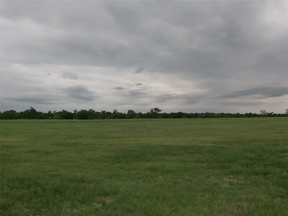 FM 112 ROAD Thrall, TX 76578