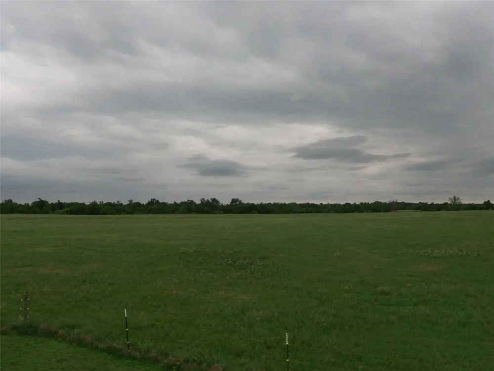 FM 112 ROAD Thrall, TX 76578