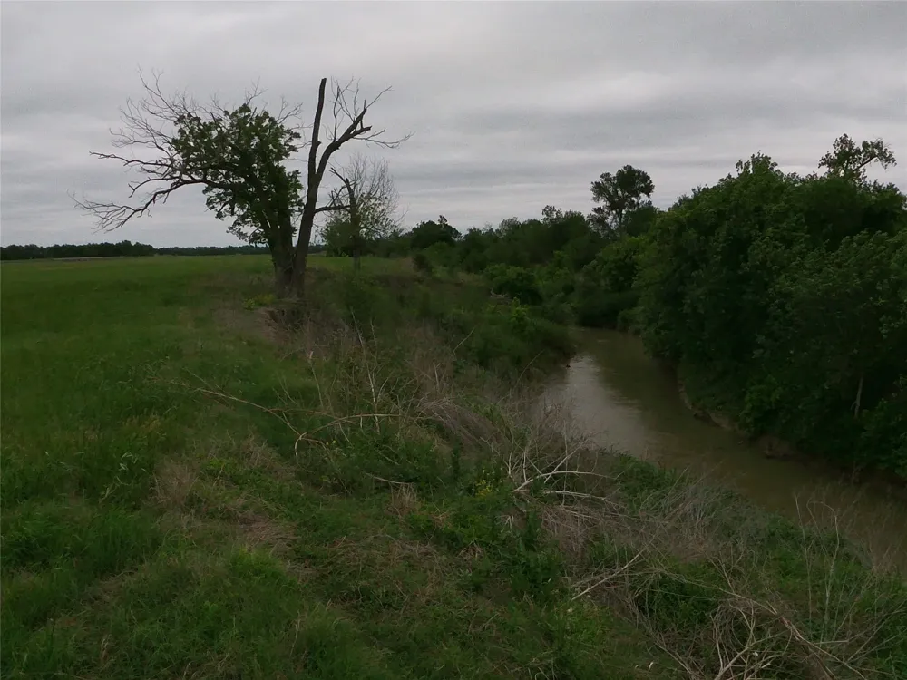 FM 112 ROAD Thrall, TX 76578