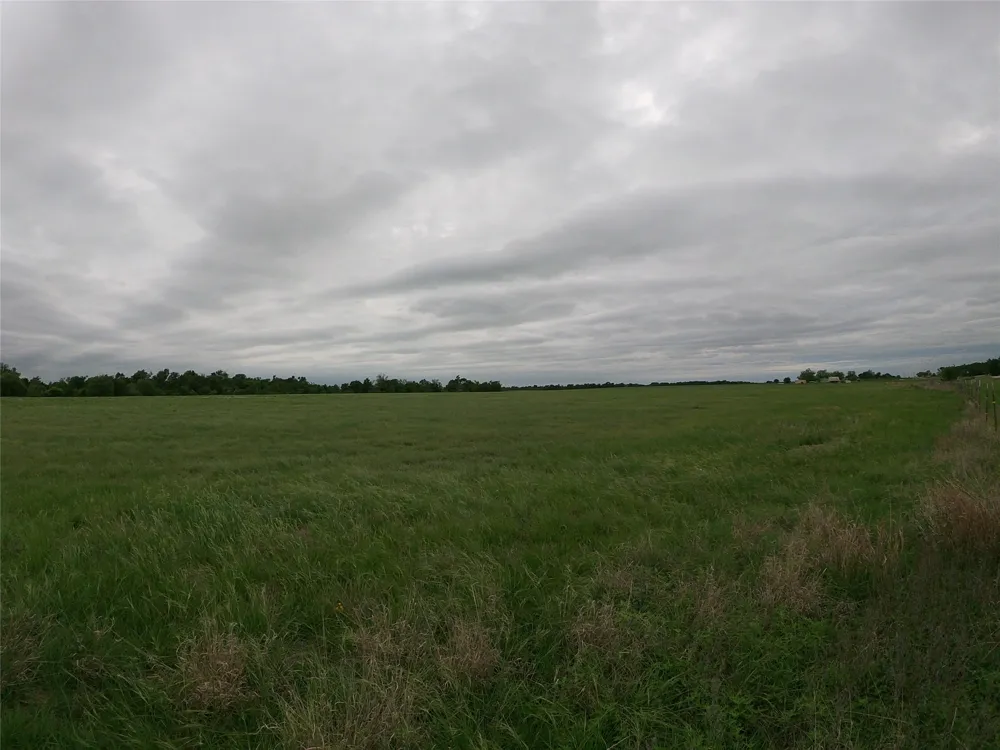 FM 112 ROAD Thrall, TX 76578