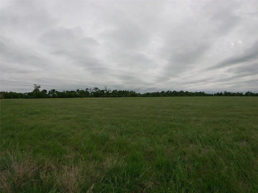 FM 112 ROAD Thrall, TX 76578