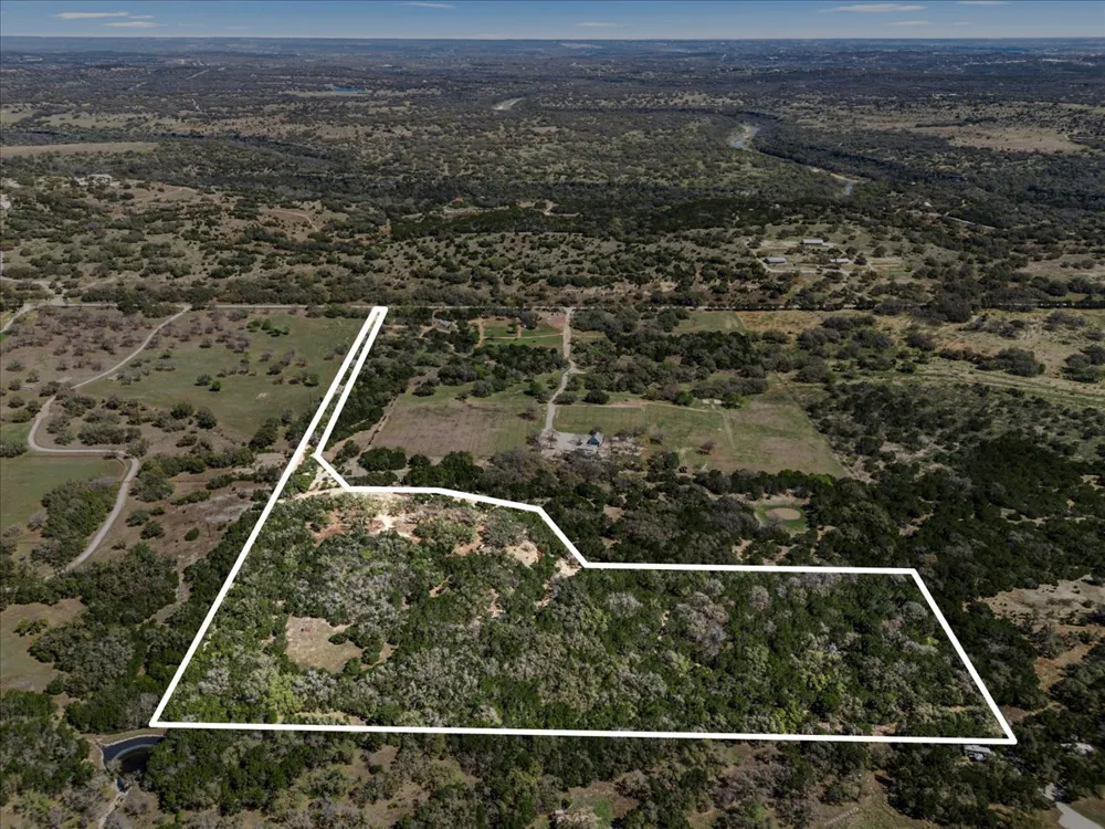 25723 Hamilton Pool Road Round Mountain, TX 78654