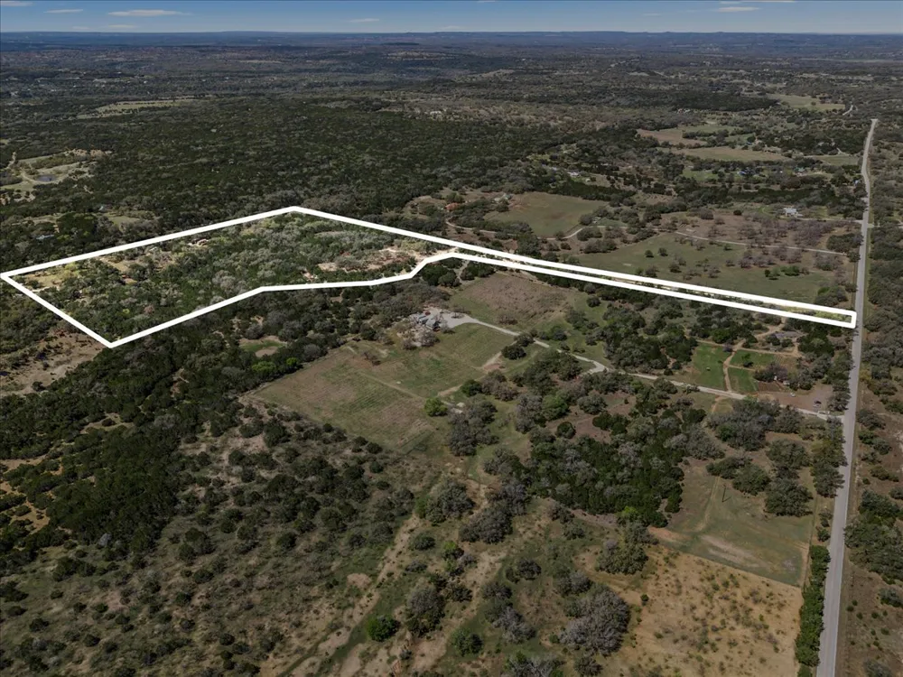 25723 Hamilton Pool Road Round Mountain, TX 78654