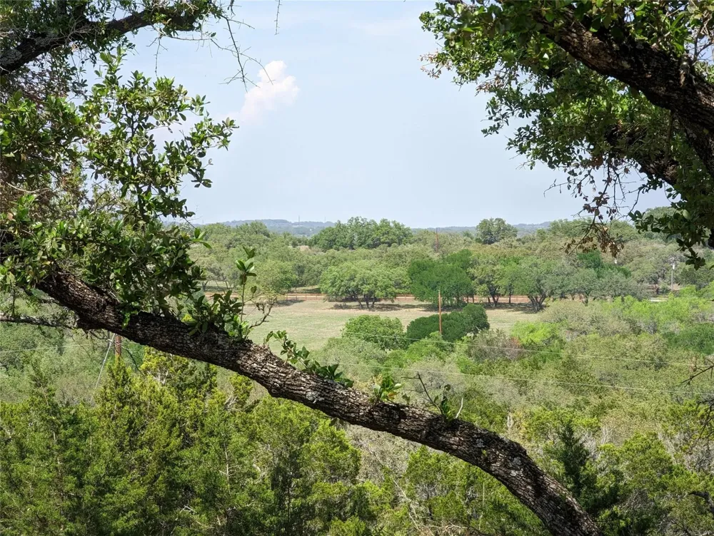25723 Hamilton Pool Road Round Mountain, TX 78654