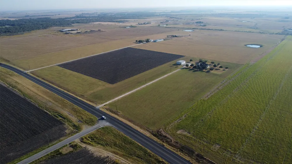 19919 Fm 973 Road Coupland, TX 78615