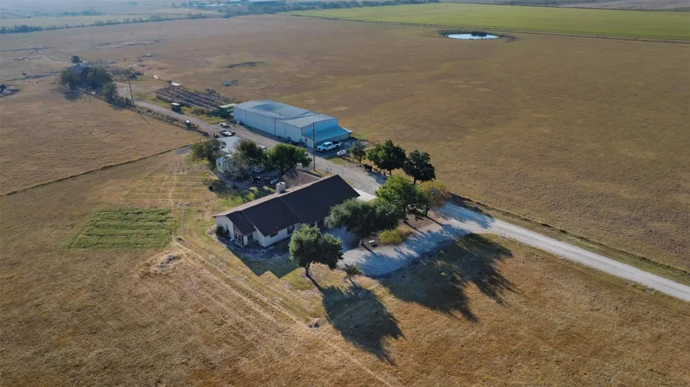19919 Fm 973 Road Coupland, TX 78615