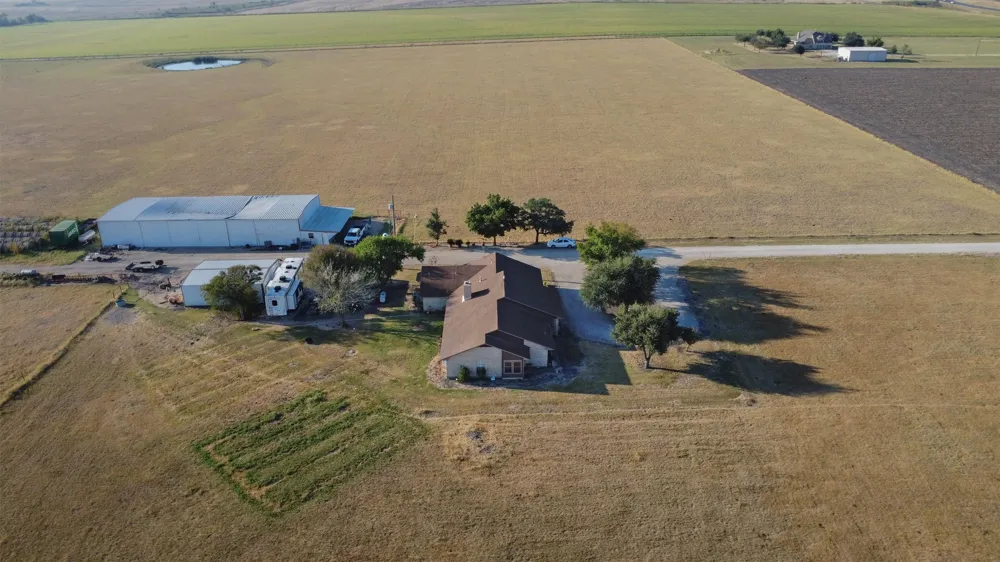 19919 Fm 973 Road Coupland, TX 78615